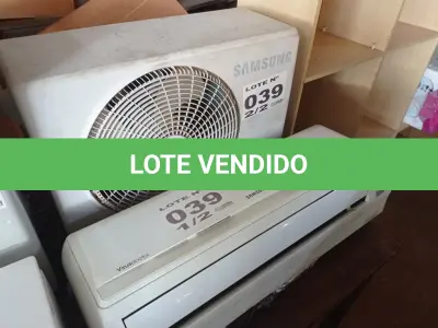 LOTE 039 - 01 KIT AR-CONDICIONADO SAMSUNG 9000 BTUS (NO ESTADO, NÃO SABEMOS SE FUNCIONA. LEILÃO NÃO TEM GARANTIA E NEM DEVOLUÇÃO, SUJEITO A POSSÍVEIS AVARIAS VISÍVEIS/OCULTAS E/OU AUSÊNCIA DE COMPONENTES)