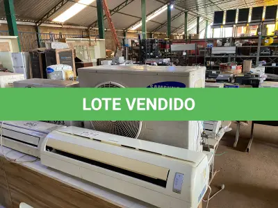 LOTE 032 - 01 KIT AR-CONDICIONADO SAMSUNG 24000 BTUS (NO ESTADO, NÃO SABEMOS SE FUNCIONA. LEILÃO NÃO TEM GARANTIA E NEM DEVOLUÇÃO, SUJEITO A POSSÍVEIS AVARIAS VISÍVEIS/OCULTAS E/OU AUSÊNCIA DE COMPONENTES)