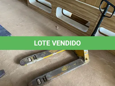 LOTE 060 - 01 - PALETEIRA HIDRÁULICA MANUAL (NO ESTADO, NÃO SABEMOS SE FUNCIONA. LEILÃO NÃO TEM GARANTIA E NEM DEVOLUÇÃO, SUJEITO A POSSÍVEIS AVARIAS VISÍVEIS/OCULTAS E/OU AUSÊNCIA DE COMPONENTES)