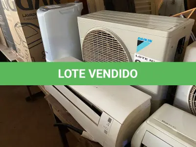 LOTE 041 - 01 KIT AR-CONDICIONADO DAIKIN 12000 BTUS (NO ESTADO, NÃO SABEMOS SE FUNCIONA. LEILÃO NÃO TEM GARANTIA E NEM DEVOLUÇÃO, SUJEITO A POSSÍVEIS AVARIAS VISÍVEIS/OCULTAS E/OU AUSÊNCIA DE COMPONENTES)