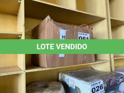 LOTE 061 - 01 - MICRO-ONDAS ELECTROLUX 110V (NO ESTADO, NÃO SABEMOS SE FUNCIONA. LEILÃO NÃO TEM GARANTIA E NEM DEVOLUÇÃO, SUJEITO A POSSÍVEIS AVARIAS VISÍVEIS/OCULTAS E/OU AUSÊNCIA DE COMPONENTES)