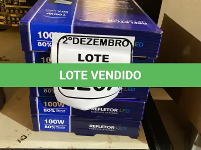 LOTE 220 - 05 REFLETORES LED AMBIENTE EXTERNO 100W. (NOVO), (NO ESTADO) ATENÇÃO! FAZER A VISITAÇÃO ANTES DE ARREMATAR, NÃO SABEMOS SE FUNCIONA. LEILÃO NÃO TEM GARANTIA E NEM DEVOLUÇÃO, SUJEITO A POSSÍVEIS AVARIAS VISÍVEIS/OCULTAS E/OU AUSÊNCIA DE COMPONENTES.