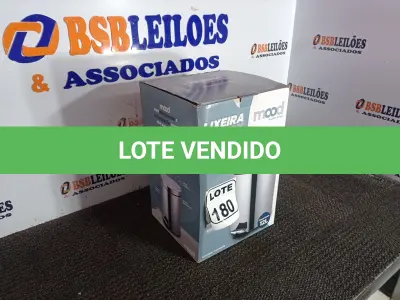 LOTE 180 - 01 LIXEIRA EM INOX C/PEDAL TAMANHO G MARCA GOEDERT GROUP 12L (SEM USO) (NO ESTADO, NÃO SABEMOS SE FUNCIONA. LEILÃO NÃO TEM GARANTIA E NEM DEVOLUÇÃO, SUJEITO A POSSÍVEIS AVARIAS VISÍVEIS/OCULTAS E/OU AUSÊNCIA DE COMPONENTES)