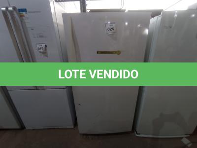 LOTE 025 - 01 REFRIGERADOR MARCA WHIRLPOOL 127V (REFRIGERATOR) (NO ESTADO EM QUE SE ENCONTRA. SUJEITO A AVARIAS OCULTAS/VISÍVEIS.) AV9546V