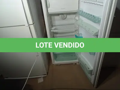 LOTE 045 - 01 REFRIGERADOR MARCA BRASTEMP 127 (REFRIGERATOR). (NO ESTADO EM QUE SE ENCONTRA. SUJEITO A AVARIAS OCULTAS/VISÍVEIS.) AV9911N