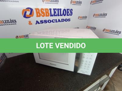 LOTE 022 - 01 MICRO-ONDAS PANASONIC 220V(MICROWAVE). (NO ESTADO EM QUE SE ENCONTRA. SUJEITO A AVARIAS OCULTAS/VISÍVEIS.) BF8509W