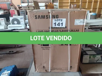 LOTE 141 - 01 - LAVA LOUÇAS SAMSUNG INOX COM 14 SERVIÇOS - DW60C7050FS 110V (NO ESTADO, NÃO SABEMOS SE FUNCIONA. LEILÃO NÃO TEM GARANTIA E NEM DEVOLUÇÃO, SUJEITO A POSSÍVEIS AVARIAS VISÍVEIS/OCULTAS E/OU AUSÊNCIA DE COMPONENTES)