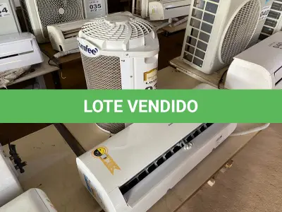 LOTE 036 - 01 KIT AR-CONDICIONADO COMFEE 12000 BTUS (NO ESTADO, NÃO SABEMOS SE FUNCIONA. LEILÃO NÃO TEM GARANTIA E NEM DEVOLUÇÃO, SUJEITO A POSSÍVEIS AVARIAS VISÍVEIS/OCULTAS E/OU AUSÊNCIA DE COMPONENTES)