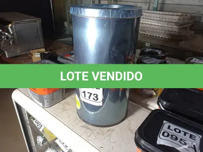 LOTE 173 - 01 LIXEIRA EM INOX TAMANHO P MARCA PURIMAX (NO ESTADO, NÃO SABEMOS SE FUNCIONA. LEILÃO NÃO TEM GARANTIA E NEM DEVOLUÇÃO, SUJEITO A POSSÍVEIS AVARIAS VISÍVEIS/OCULTAS E/OU AUSÊNCIA DE COMPONENTES)