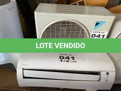LOTE 041 - 01 KIT AR-CONDICIONADO DAIKIN 12000 BTUS (NO ESTADO, NÃO SABEMOS SE FUNCIONA. LEILÃO NÃO TEM GARANTIA E NEM DEVOLUÇÃO, SUJEITO A POSSÍVEIS AVARIAS VISÍVEIS/OCULTAS E/OU AUSÊNCIA DE COMPONENTES)