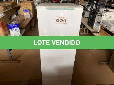 LOTE 029 - 01 – GELADEIRA CONSUL (NO ESTADO, NÃO SABEMOS SE FUNCIONA. LEILÃO NÃO TEM GARANTIA E NEM DEVOLUÇÃO, SUJEITO A POSSÍVEIS AVARIAS VISÍVEIS/OCULTAS E/OU AUSÊNCIA DE COMPONENTES)