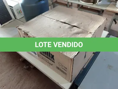 LOTE 008 - 01 - CHOCADEIRA 80 OVOS AUTOMÁTICA 220V (NO ESTADO, NÃO SABEMOS SE FUNCIONA. LEILÃO NÃO TEM GARANTIA E NEM DEVOLUÇÃO, SUJEITO A POSSÍVEIS AVARIAS VISÍVEIS/OCULTAS E/OU AUSÊNCIA DE COMPONENTES)