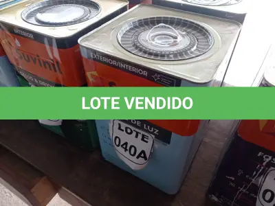 LOTE 040 - 01 LATA DE TINTA BASE COR BRANCO 16L ACRÍLICO PREMIUM MARCA SUVINIL (NO ESTADO, NÃO SABEMOS SE FUNCIONA. LEILÃO NÃO TEM GARANTIA E NEM DEVOLUÇÃO, SUJEITO A POSSÍVEIS AVARIAS VISÍVEIS/OCULTAS E/OU AUSÊNCIA DE COMPONENTES)