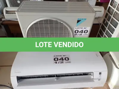 LOTE 040 - 01 KIT AR-CONDICIONADO DAIKIN 12000 BTUS (NO ESTADO, NÃO SABEMOS SE FUNCIONA. LEILÃO NÃO TEM GARANTIA E NEM DEVOLUÇÃO, SUJEITO A POSSÍVEIS AVARIAS VISÍVEIS/OCULTAS E/OU AUSÊNCIA DE COMPONENTES)