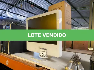 LOTE 120 - 01 IMAC CORE2 DUO, 2GB RAM, HD 250GB C/TECLADO E MOUSE. (NO ESTADO) ATENÇÃO! FAZER A VISITAÇÃO ANTES DE ARREMATAR, NÃO SABEMOS SE FUNCIONA. LEILÃO NÃO TEM GARANTIA E NEM DEVOLUÇÃO, SUJEITO A POSSÍVEIS AVARIAS VISÍVEIS/OCULTAS E/OU AUSÊNCIA DE COMPONENTES.