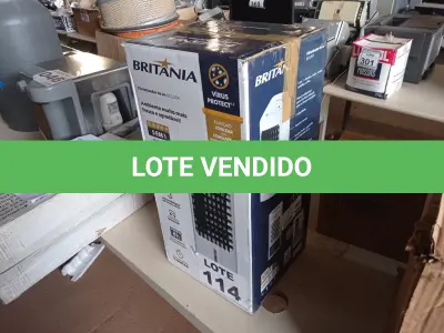 LOTE 114 - 01 - CLIMATIZADOR DE AR BRITÂNIA FRIO C/IONIZADOR BCL05FI BRANCO 220V (NO ESTADO, NÃO SABEMOS SE FUNCIONA. LEILÃO NÃO TEM GARANTIA E NEM DEVOLUÇÃO, SUJEITO A POSSÍVEIS AVARIAS VISÍVEIS/OCULTAS E/OU AUSÊNCIA DE COMPONENTES)