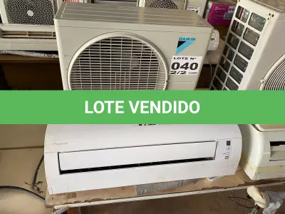 LOTE 040 - 01 KIT AR-CONDICIONADO DAIKIN 12000 BTUS (NO ESTADO, NÃO SABEMOS SE FUNCIONA. LEILÃO NÃO TEM GARANTIA E NEM DEVOLUÇÃO, SUJEITO A POSSÍVEIS AVARIAS VISÍVEIS/OCULTAS E/OU AUSÊNCIA DE COMPONENTES)