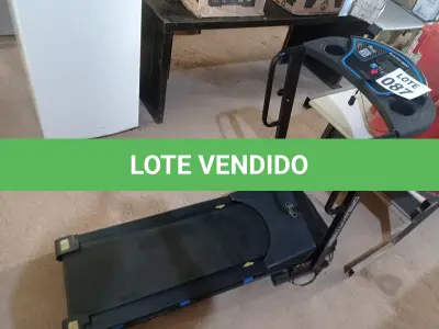 LOTE 087 - 01 - ESTEIRA ELETRÔNICA DREAM RUN FIT 1600 (NO ESTADO, NÃO SABEMOS SE FUNCIONA. LEILÃO NÃO TEM GARANTIA E NEM DEVOLUÇÃO, SUJEITO A POSSÍVEIS AVARIAS VISÍVEIS/OCULTAS E/OU AUSÊNCIA DE COMPONENTES)