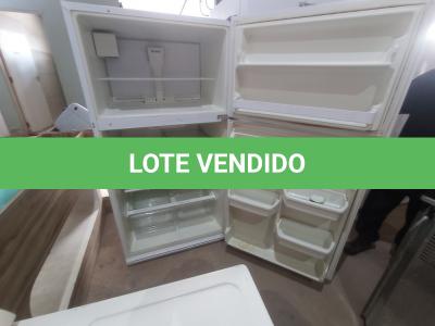 LOTE 005 - 01 REFRIGERADOR MARCA WHIRLPOOL 127V (REFRIGERATOR). (NO ESTADO EM QUE SE ENCONTRA. SUJEITO A AVARIAS OCULTAS/VISÍVEIS.) BF8607E