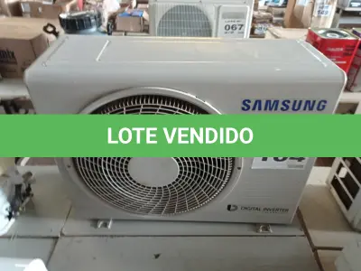 LOTE 104 - 01 – CONDENSADORA SAMSUNG 12000 BTUS (NO ESTADO, NÃO SABEMOS SE FUNCIONA. LEILÃO NÃO TEM GARANTIA E NEM DEVOLUÇÃO, SUJEITO A POSSÍVEIS AVARIAS VISÍVEIS/OCULTAS E/OU AUSÊNCIA DE COMPONENTES)