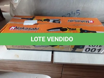 LOTE 001 - 01 - MOTOSERRA BATERIA MINI ELÉTRICA 25V NAKASAKI (NO ESTADO, NÃO SABEMOS SE FUNCIONA. LEILÃO NÃO TEM GARANTIA E NEM DEVOLUÇÃO, SUJEITO A POSSÍVEIS AVARIAS VISÍVEIS/OCULTAS E/OU AUSÊNCIA DE COMPONENTES)