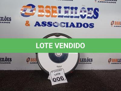 LOTE 006 - 01 ASPIRADOR ROBÔ MARCA ROBOT ROOMBA S/FONTE. (NO ESTADO) ATENÇÃO! FAZER A VISITAÇÃO ANTES DE ARREMATAR, NÃO SABEMOS SE FUNCIONA. LEILÃO NÃO TEM GARANTIA E NEM DEVOLUÇÃO, SUJEITO A POSSÍVEIS AVARIAS VISÍVEIS/OCULTAS E/OU AUSÊNCIA DE COMPONENTES.