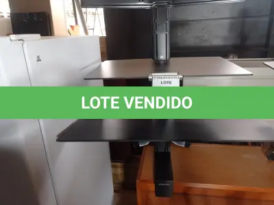 LOTE 197 - 01 CONVERSOR DE MESA AJUSTÁVEL (VARIDESK). NO ESTADO EM QUE SE ENCONTRA. SUJEITO A AVARIAS OCULTAS/VISÍVEIS.)