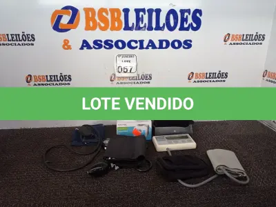 LOTE 057 - 01 LOTE C/VÁRIOS MEDIDORES DE PRESSÃO MARCAS E MODELOS DIVERSOS. (NO ESTADO) ATENÇÃO! FAZER A VISITAÇÃO ANTES DE ARREMATAR, NÃO SABEMOS SE FUNCIONA. LEILÃO NÃO TEM GARANTIA E NEM DEVOLUÇÃO, SUJEITO A POSSÍVEIS AVARIAS VISÍVEIS/OCULTAS E/OU AUSÊNCIA DE COMPONENTES.