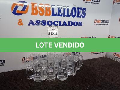LOTE 020 - 10 CANECAS DE VIDRO. (NO ESTADO) ATENÇÃO! FAZER A VISITAÇÃO ANTES DE ARREMATAR, NÃO SABEMOS SE FUNCIONA. LEILÃO NÃO TEM GARANTIA E NEM DEVOLUÇÃO, SUJEITO A POSSÍVEIS AVARIAS VISÍVEIS/OCULTAS E/OU AUSÊNCIA DE COMPONENTES.