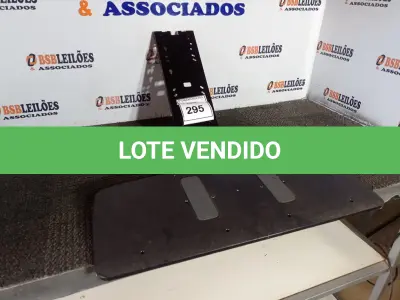 LOTE 295 - 01 CONVERSOR DE MESA AJUSTÁVEL (VARIDESK). (NO ESTADO EM QUE SE ENCONTRA. SUJEITO A AVARIAS OCULTAS/VISÍVEIS.)