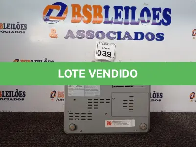 LOTE 039 - 01 PROJETOR MULTIMIDIA MARCA SONY. (NO ESTADO) ATENÇÃO! FAZER A VISITAÇÃO ANTES DE ARREMATAR, NÃO SABEMOS SE FUNCIONA. LEILÃO NÃO TEM GARANTIA E NEM DEVOLUÇÃO, SUJEITO A POSSÍVEIS AVARIAS VISÍVEIS/OCULTAS E/OU AUSÊNCIA DE COMPONENTES.