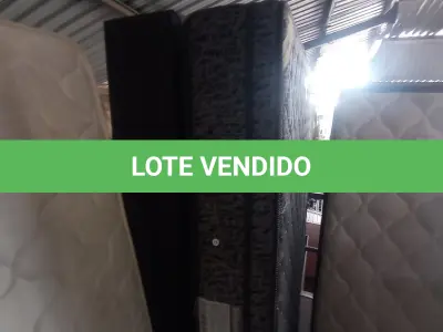 LOTE 290 - 02 CAIXAS GÊMEAS. (BOX, TWIN). AV9793N/ AV9846R E 01 COLCHÃO CASAL C/BASE (MATTRESS, QUEEN). (NO ESTADO EM QUE SE ENCONTRA. SUJEITO A AVARIAS OCULTAS/VISÍVEIS.) (AU1904T