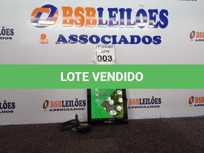 LOTE 003 - 01 TABLET MARCA POSITIVO C/CARREGADOR. (NO ESTADO) ATENÇÃO! FAZER A VISITAÇÃO ANTES DE ARREMATAR, NÃO SABEMOS SE FUNCIONA. LEILÃO NÃO TEM GARANTIA E NEM DEVOLUÇÃO, SUJEITO A POSSÍVEIS AVARIAS VISÍVEIS/OCULTAS E/OU AUSÊNCIA DE COMPONENTES.