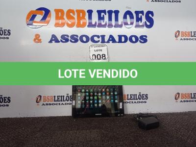 LOTE 008 - 01 TABLET MARCA POSITIVO C/CARREGADOR. (NO ESTADO) ATENÇÃO! FAZER A VISITAÇÃO ANTES DE ARREMATAR, NÃO SABEMOS SE FUNCIONA. LEILÃO NÃO TEM GARANTIA E NEM DEVOLUÇÃO, SUJEITO A POSSÍVEIS AVARIAS VISÍVEIS/OCULTAS E/OU AUSÊNCIA DE COMPONENTES.