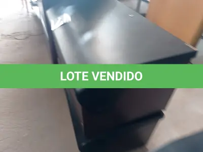 LOTE 257 - 01 CARRINHO DE APOIO SEM RODAS (SUPPORT TROLLEY WITHOUT WHEELS). (NO ESTADO EM QUE SE ENCONTRA. SUJEITO A AVARIAS OCULTAS/VISÍVEIS.)