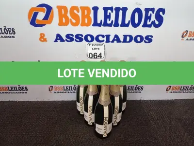 LOTE 064 - 06 GARRAFAS P/ENFEITE DE CHAMPAGNE CHANDON. (NO ESTADO) ATENÇÃO! FAZER A VISITAÇÃO ANTES DE ARREMATAR, NÃO SABEMOS SE FUNCIONA. LEILÃO NÃO TEM GARANTIA E NEM DEVOLUÇÃO, SUJEITO A POSSÍVEIS AVARIAS VISÍVEIS/OCULTAS E/OU AUSÊNCIA DE COMPONENTES.