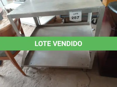 LOTE 257 - 01 CARRINHO DE APOIO SEM RODAS (SUPPORT TROLLEY WITHOUT WHEELS). (NO ESTADO EM QUE SE ENCONTRA. SUJEITO A AVARIAS OCULTAS/VISÍVEIS.)
