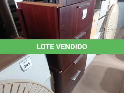 LOTE 239 - 02 GAVETEIROS C/ AVARIAS (DRAWERS). (NO ESTADO EM QUE SE ENCONTRA. SUJEITO A AVARIAS OCULTAS/VISÍVEIS.)