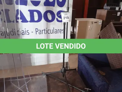 LOTE 219 - 01 TRIPÉ PARA BANNER (BANNER STAND). (NO ESTADO EM QUE SE ENCONTRA. SUJEITO A AVARIAS OCULTAS/VISÍVEIS.)
