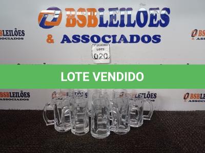 LOTE 020 - 10 CANECAS DE VIDRO. (NO ESTADO) ATENÇÃO! FAZER A VISITAÇÃO ANTES DE ARREMATAR, NÃO SABEMOS SE FUNCIONA. LEILÃO NÃO TEM GARANTIA E NEM DEVOLUÇÃO, SUJEITO A POSSÍVEIS AVARIAS VISÍVEIS/OCULTAS E/OU AUSÊNCIA DE COMPONENTES.