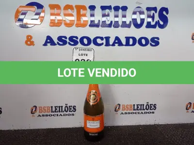 LOTE 038 - 1 GARRAFA DE ESPUMANTE SPERONE PROSECCO BRUT 75 CL LACRADO. (NO ESTADO) ATENÇÃO! FAZER A VISITAÇÃO ANTES DE ARREMATAR, NÃO SABEMOS SE FUNCIONA. LEILÃO NÃO TEM GARANTIA E NEM DEVOLUÇÃO, SUJEITO A POSSÍVEIS AVARIAS VISÍVEIS/OCULTAS E/OU AUSÊNCIA DE COMPONENTES.