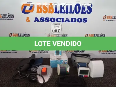 LOTE 057 - 01 LOTE C/VÁRIOS MEDIDORES DE PRESSÃO MARCAS E MODELOS DIVERSOS. (NO ESTADO) ATENÇÃO! FAZER A VISITAÇÃO ANTES DE ARREMATAR, NÃO SABEMOS SE FUNCIONA. LEILÃO NÃO TEM GARANTIA E NEM DEVOLUÇÃO, SUJEITO A POSSÍVEIS AVARIAS VISÍVEIS/OCULTAS E/OU AUSÊNCIA DE COMPONENTES.