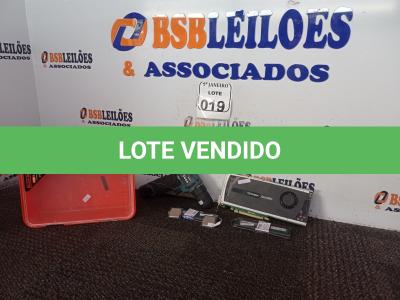 LOTE 019 - 01 PARAFUSADEIRA MARCA BLACKEDECKER S/CARREGADOR, 02 MEMÓRIAS 4GB CADA MARCA KINGSTOM E 01 PLACA DE VÍDEO QUADRO 4000 MARCA NVIDIA. (NO ESTADO) ATENÇÃO! FAZER A VISITAÇÃO ANTES DE ARREMATAR, NÃO SABEMOS SE FUNCIONA. LEILÃO NÃO TEM GARANTIA E NEM DEVOLUÇÃO, SUJEITO A POSSÍVEIS AVARIAS VISÍVEIS/OCULTAS E/OU AUSÊNCIA DE COMPONENTES.