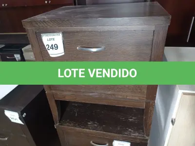LOTE 249 - 01 GAVETEIRO (DRAWER). (NO ESTADO EM QUE SE ENCONTRA. SUJEITO A AVARIAS OCULTAS/VISÍVEIS.) AV2122G