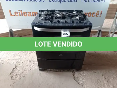 LOTE 265 - 01 FOGÃO MARCA ELECTROLUX 05 BOCAS 220V (RANGE). (NO ESTADO EM QUE SE ENCONTRA. SUJEITO A AVARIAS OCULTAS/VISÍVEIS.) BF8677M