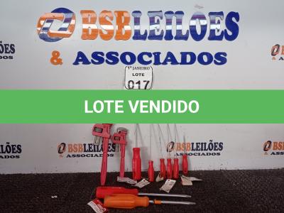 LOTE 017 - 02 CHAVES GRIFO E 07 CHAVES DE FENDA MARCAS E MODELOS DIVERSOS (NOVO). (NO ESTADO) ATENÇÃO! FAZER A VISITAÇÃO ANTES DE ARREMATAR, NÃO SABEMOS SE FUNCIONA. LEILÃO NÃO TEM GARANTIA E NEM DEVOLUÇÃO, SUJEITO A POSSÍVEIS AVARIAS VISÍVEIS/OCULTAS E/OU AUSÊNCIA DE COMPONENTES.