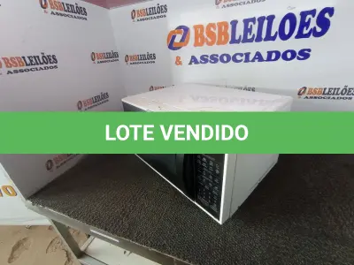 LOTE 093 -  01 MICRO-ONDAS MARCA LG 220V(MICROWAVE). (NO ESTADO EM QUE SE ENCONTRA. SUJEITO A AVARIAS OCULTAS/VISÍVEIS.) BH1502G 