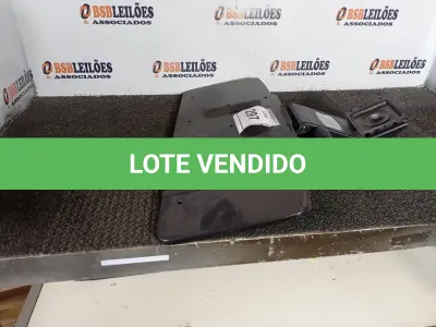 LOTE 297 - 01 CONVERSOR DE MESA AJUSTÁVEL (VARIDESK). (NO ESTADO EM QUE SE ENCONTRA. SUJEITO A AVARIAS OCULTAS/VISÍVEIS.)