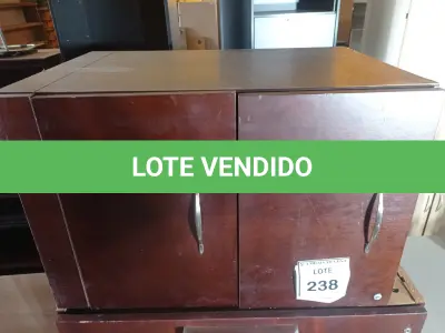 LOTE 238 - 01 GAVETEIRO (DRAWER). (NO ESTADO EM QUE SE ENCONTRA. SUJEITO A AVARIAS OCULTAS/VISÍVEIS.)
