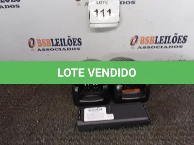 LOTE 111 - 02 CARREGADORES IMPRES. (CHARGERS). (NO ESTADO EM QUE SE ENCONTRA. SUJEITO A AVARIAS OCULTAS/VISÍVEIS.)
